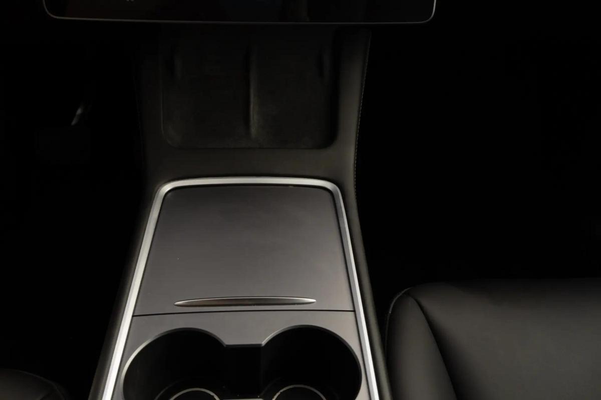 tesla-model-y-2021-eletrico-0cc