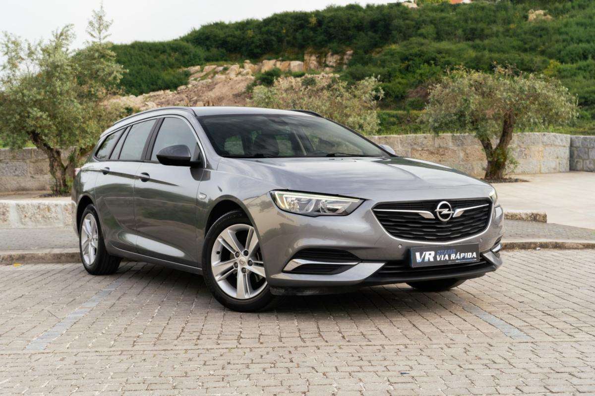 opel-insignia-sports-tourer-2019-diesel-1598cc