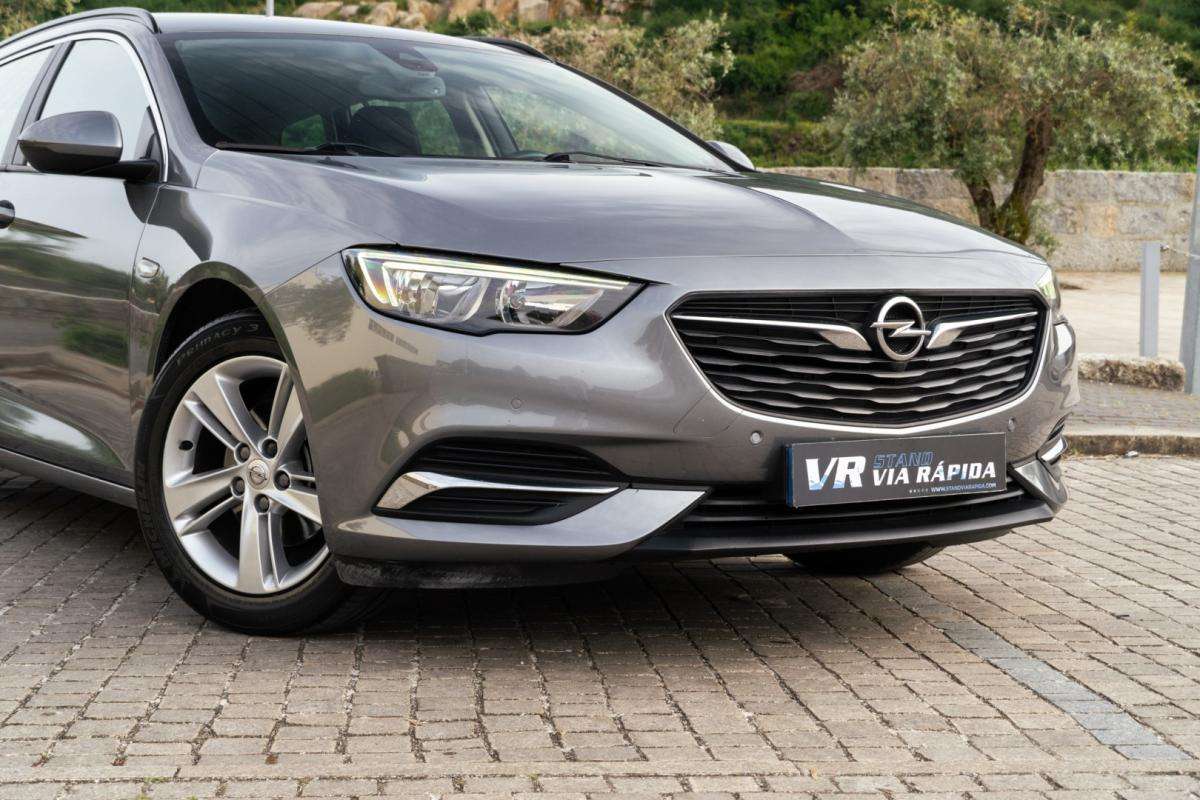 opel-insignia-sports-tourer-2019-diesel-1598cc