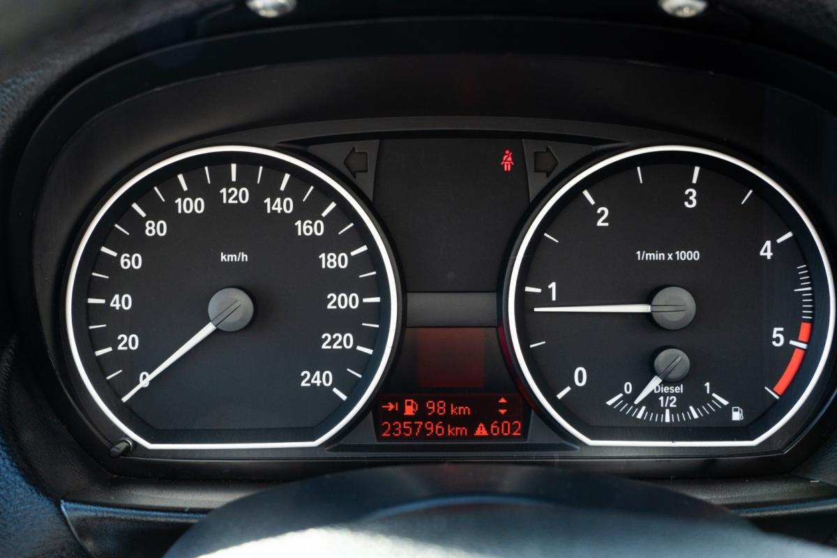 bmw-serie-1-118d-cabrio-2006-diesel-1995cc