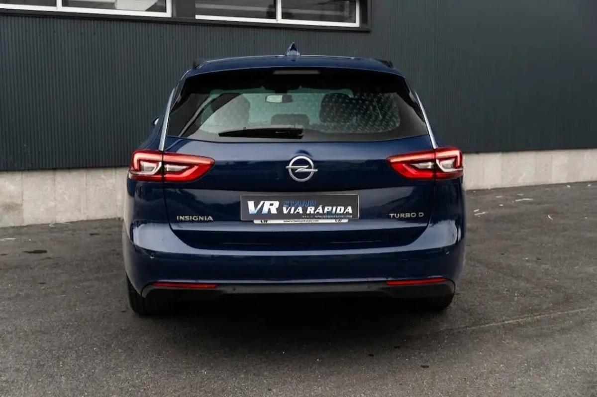 opel-insignia-sports-tourer-2019-diesel-1598cc