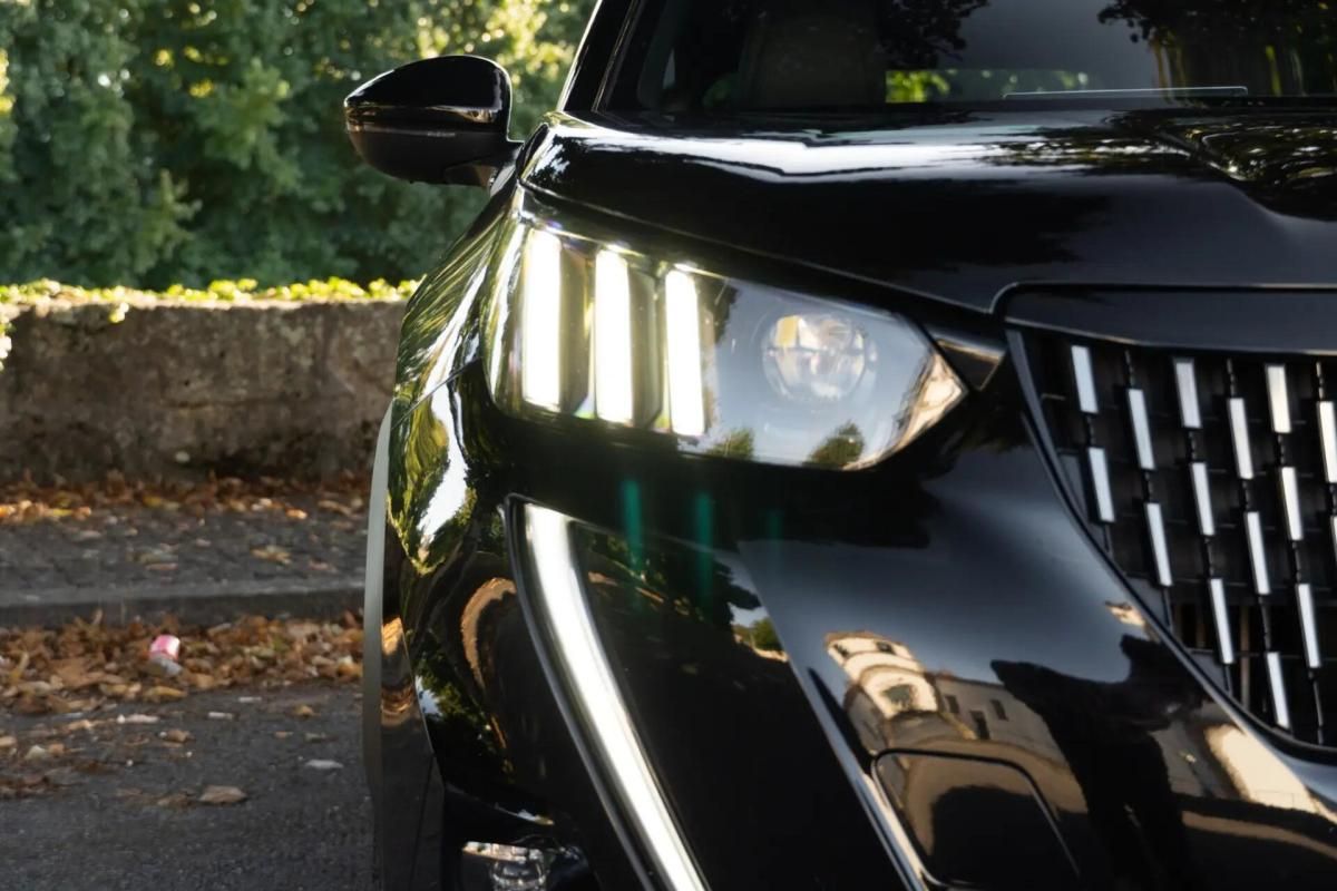 peugeot-2008-2020-gasolina-1199cc