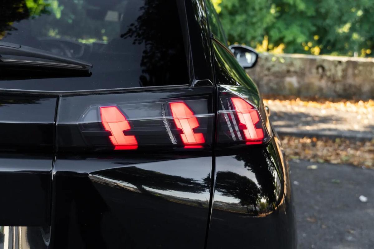 peugeot-2008-2020-gasolina-1199cc