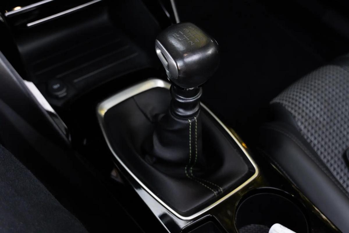 peugeot-2008-2020-gasolina-1199cc