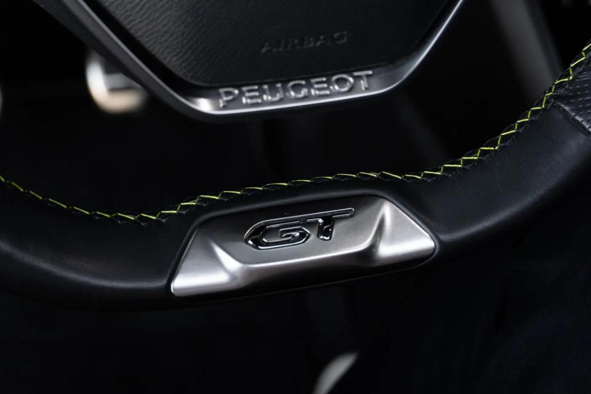 peugeot-2008-2020-gasolina-1199cc