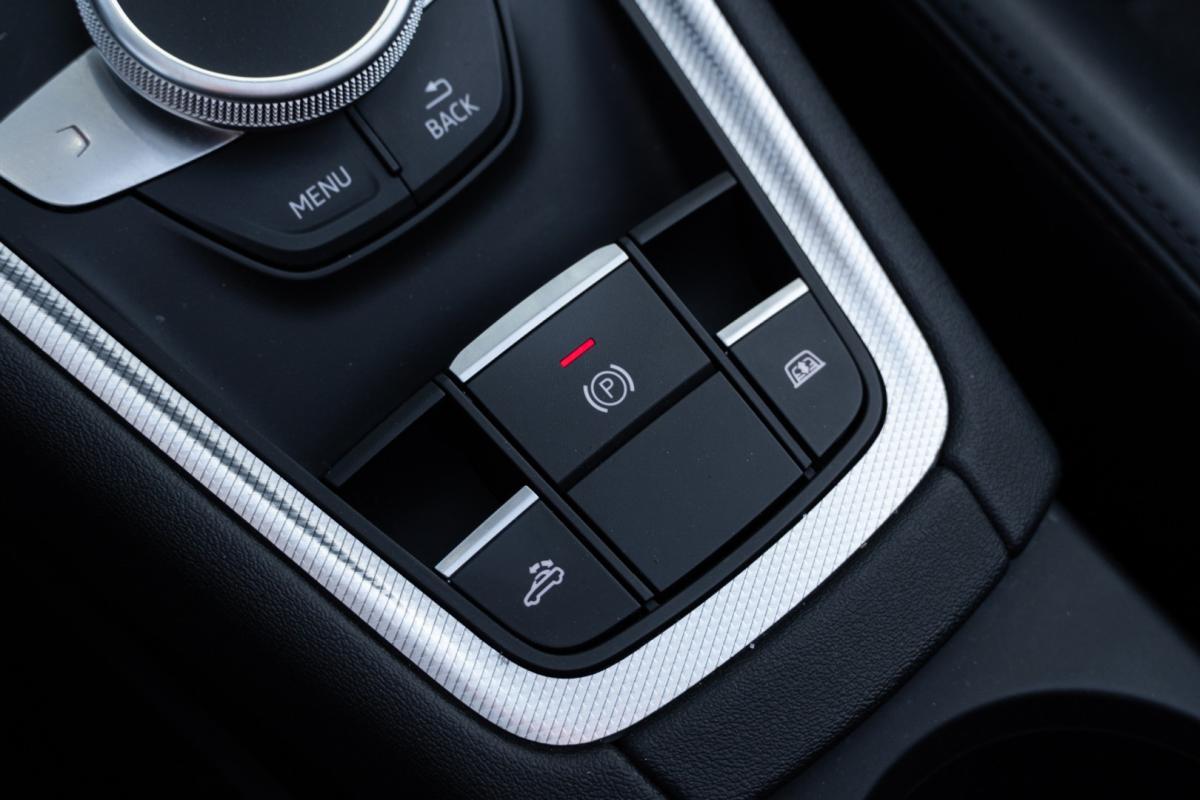 audi-tt-2017-gasolina-1798cc