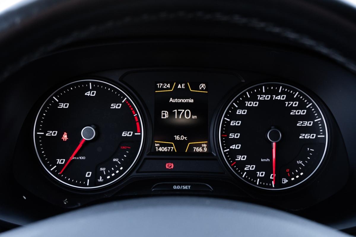 seat-ateca-2018-diesel-1598cc
