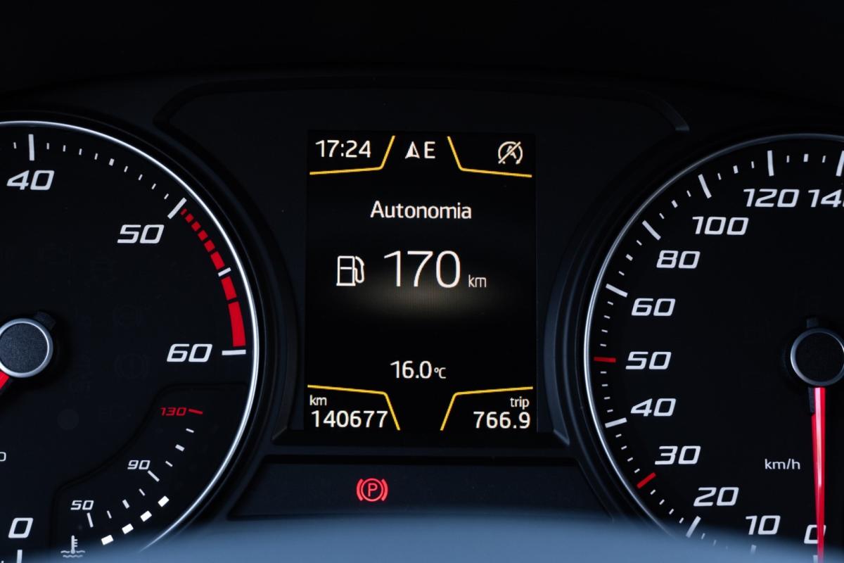 seat-ateca-2018-diesel-1598cc