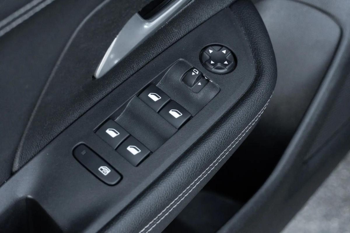 opel-mokka-2022-gasolina-1199cc
