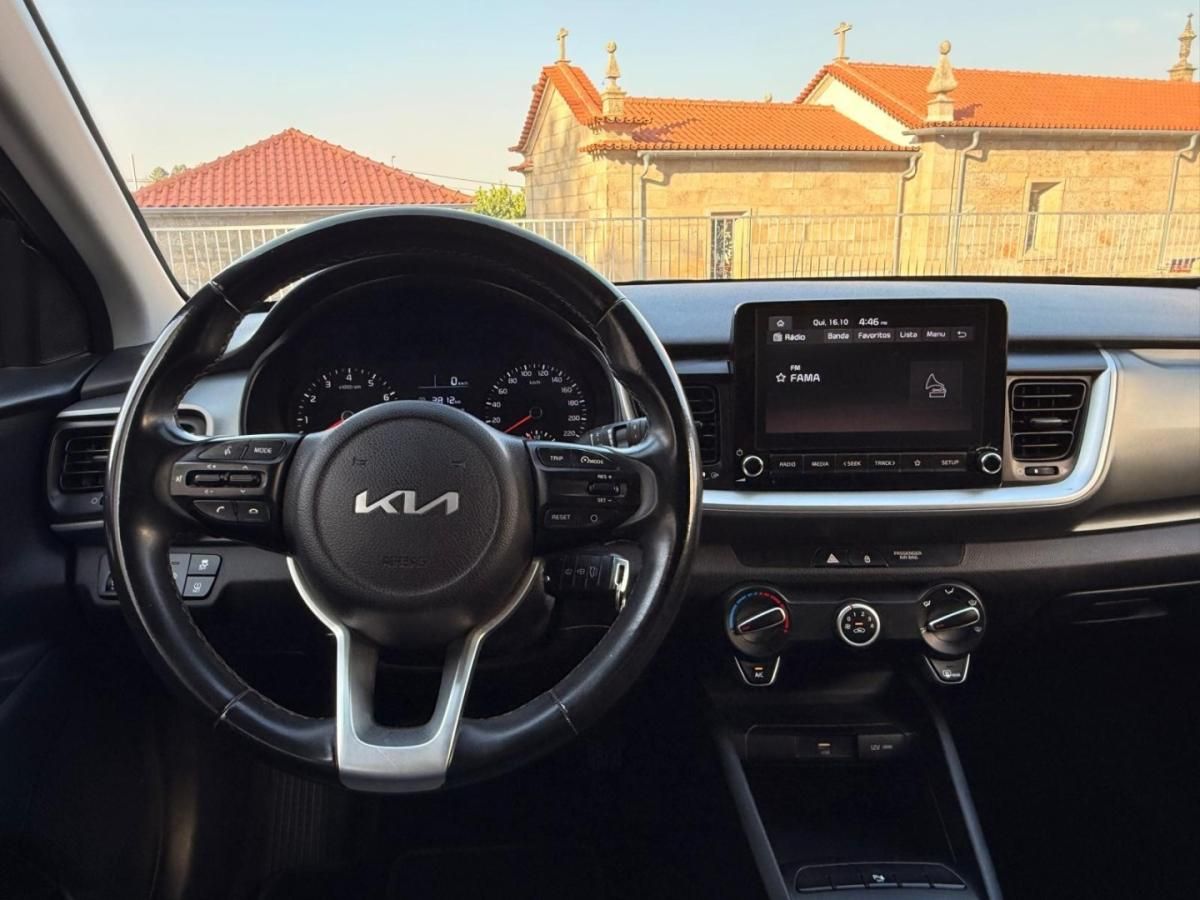 kia-stonic-2022-gasolina-1197cc