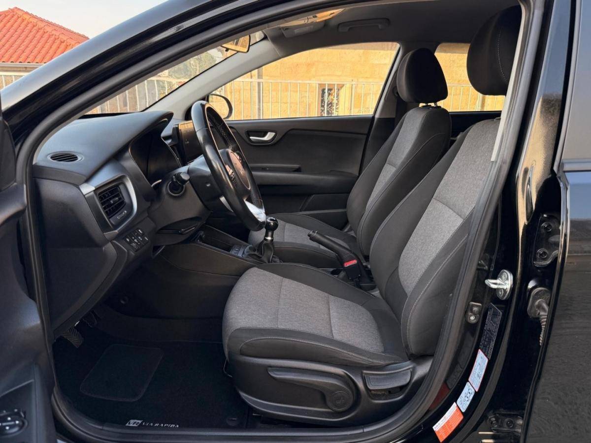 kia-stonic-2022-gasolina-1197cc