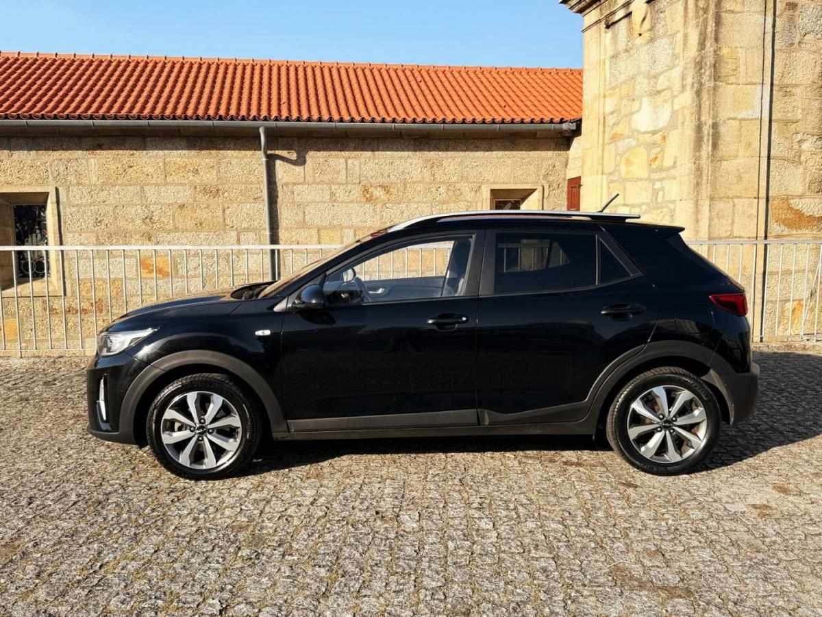 kia-stonic-2022-gasolina-1197cc