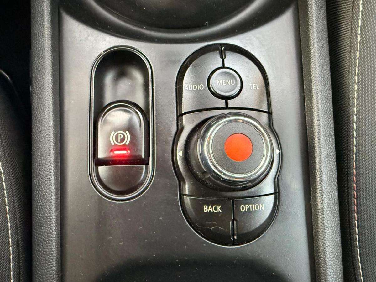 mini-clubman-2016-diesel-1496cc