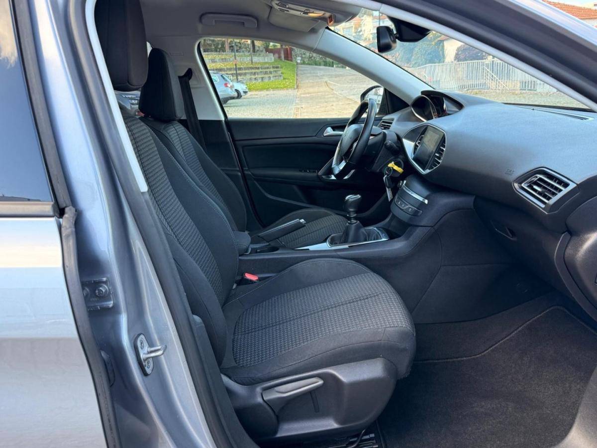 peugeot-308-sw-2020-diesel-1499cc