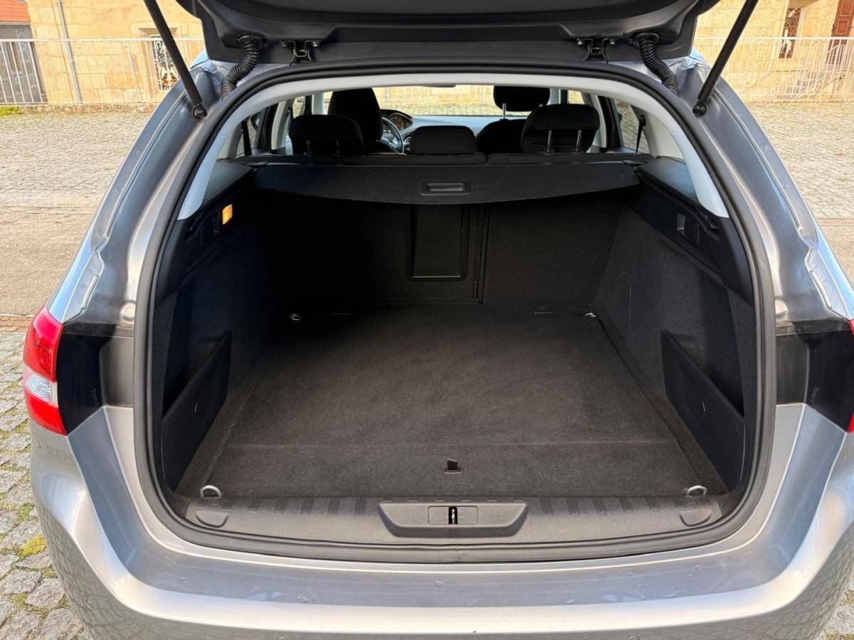 peugeot-308-sw-2020-diesel-1499cc