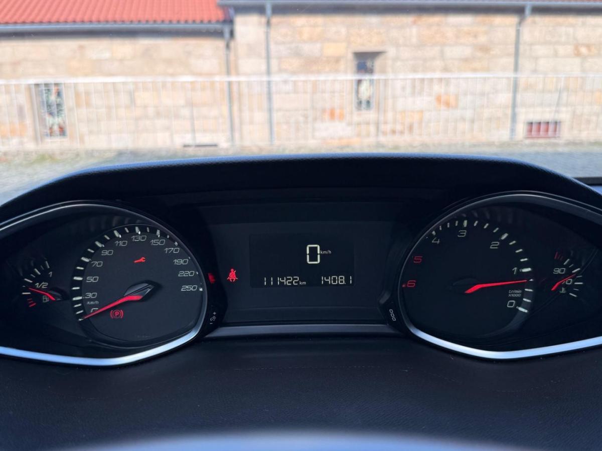 peugeot-308-sw-2020-diesel-1499cc