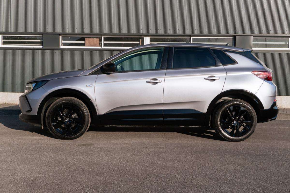 opel-grandland-2023-diesel-1499cc
