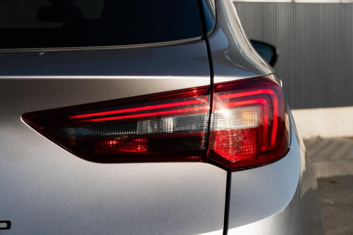 opel-grandland-2023-diesel-1499cc