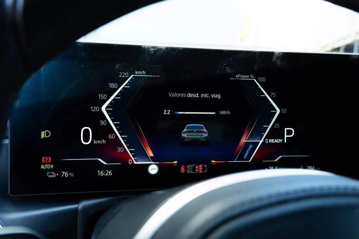 bmw-serie-i-i4-edrive40-2023-eletrico-0cc