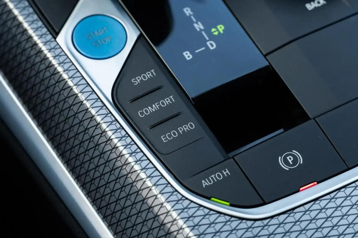 bmw-serie-i-i4-edrive40-2023-eletrico-0cc