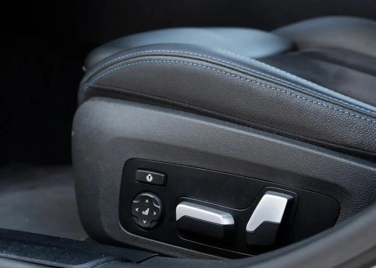 bmw-serie-i-i4-edrive40-2023-eletrico-0cc
