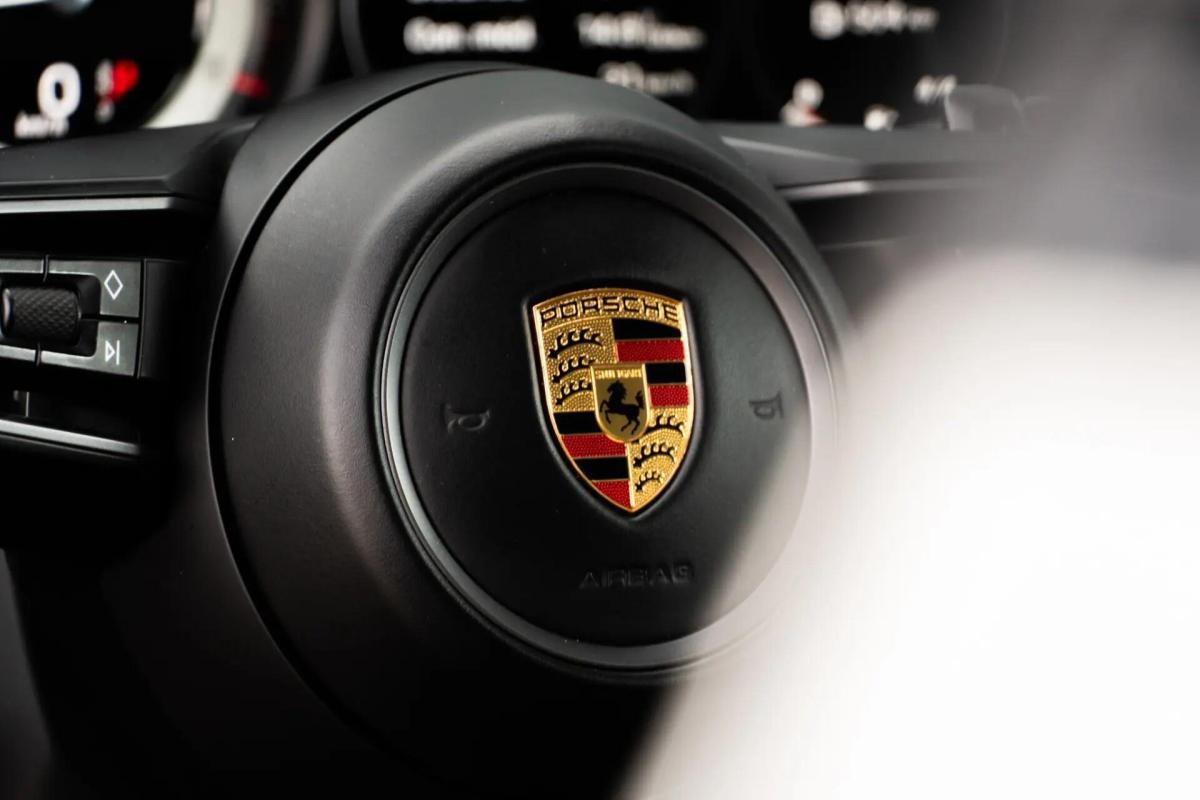 porsche-992-2021-gasolina-2981cc