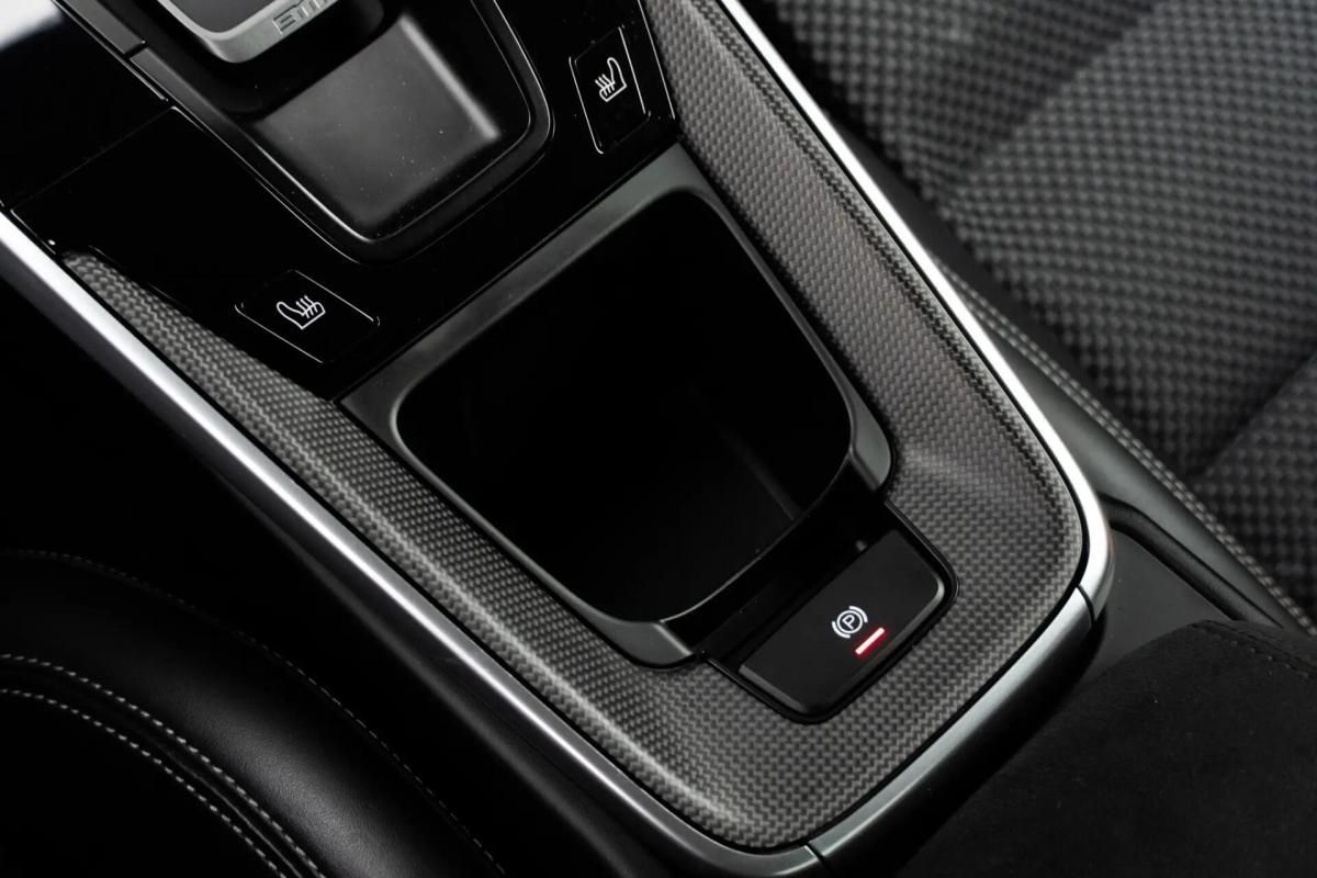 porsche-992-2021-gasolina-2981cc