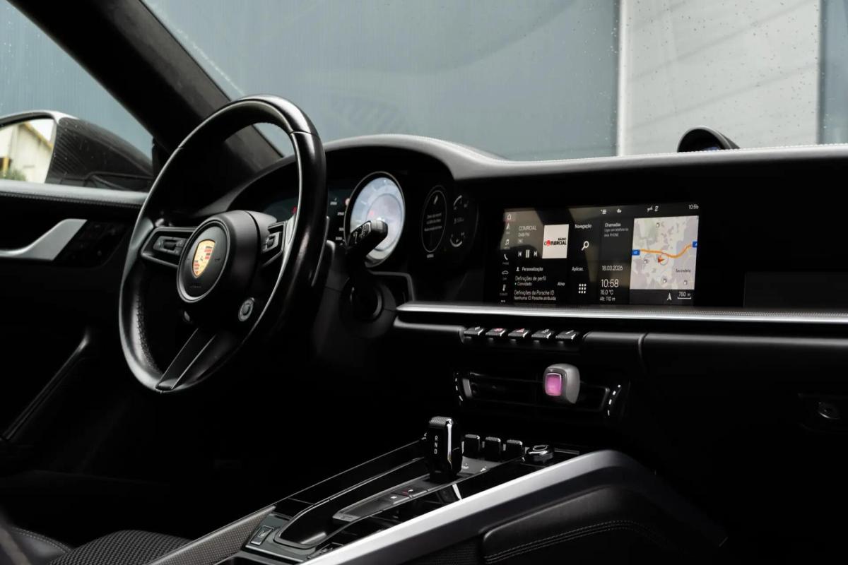 porsche-992-2021-gasolina-2981cc