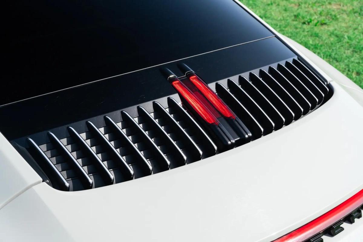 porsche-992-2021-gasolina-2981cc