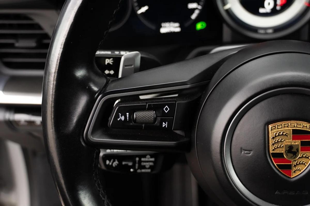 porsche-992-2021-gasolina-2981cc