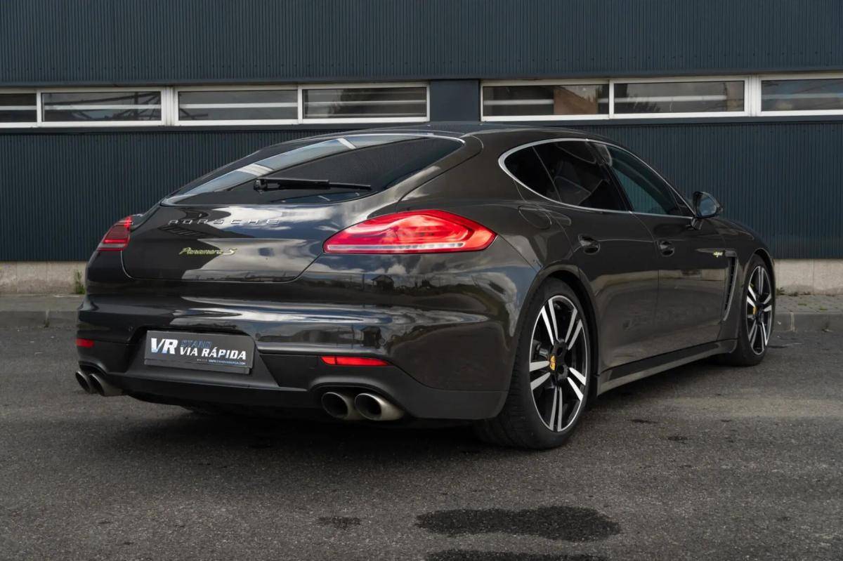 porsche-panamera-2013-hibrido-a-gasolina-2995cc