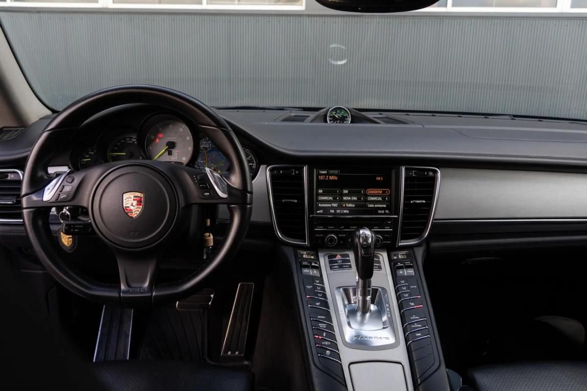 porsche-panamera-2013-hibrido-a-gasolina-2995cc
