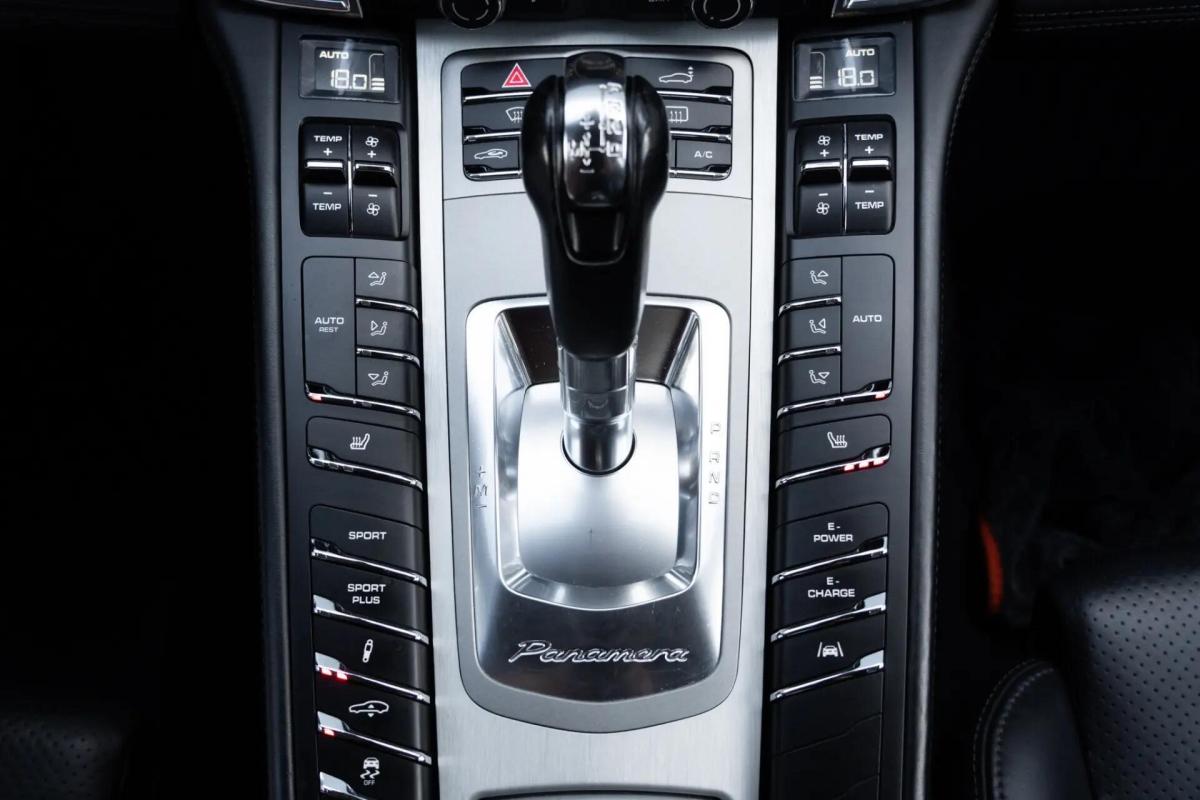 porsche-panamera-2013-hibrido-a-gasolina-2995cc