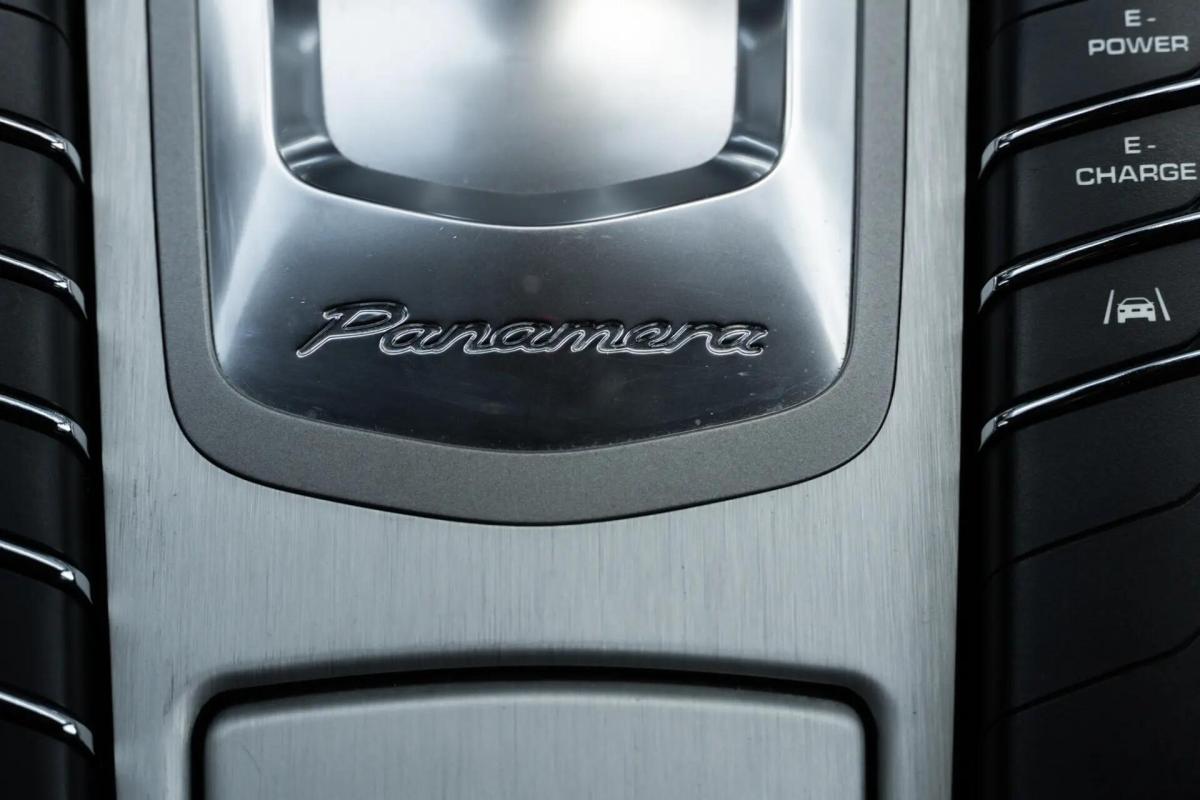 porsche-panamera-2013-hibrido-a-gasolina-2995cc