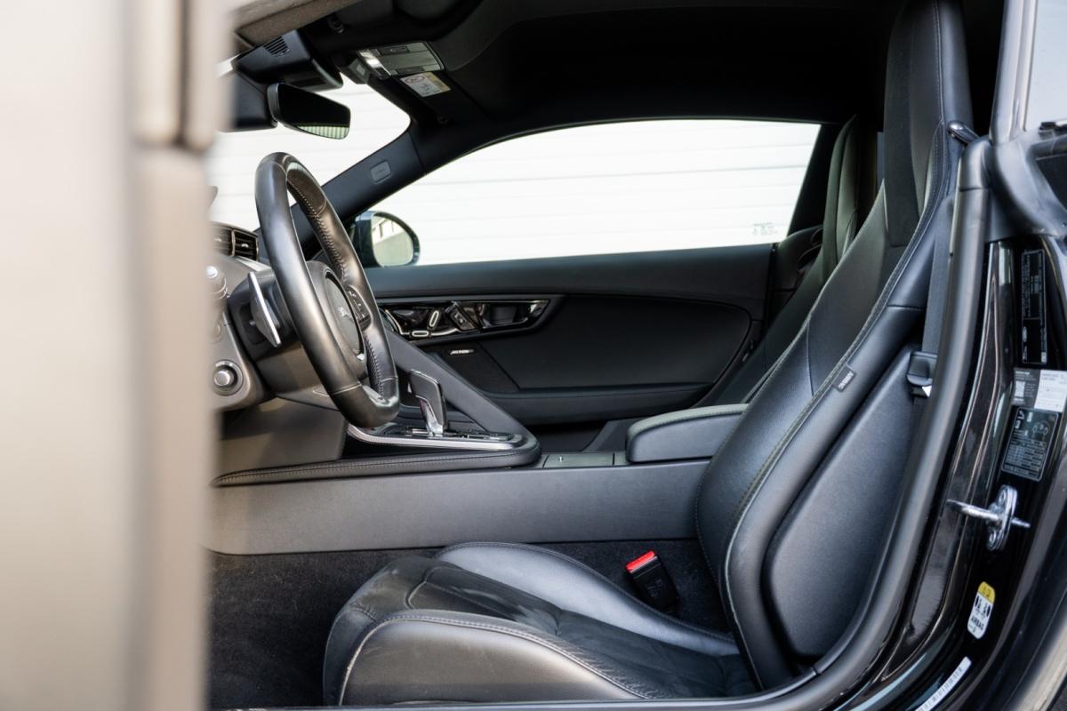 jaguar-f-type-2019-gasolina-1997cc