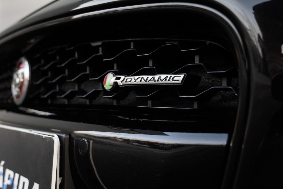 jaguar-f-type-2019-gasolina-1997cc