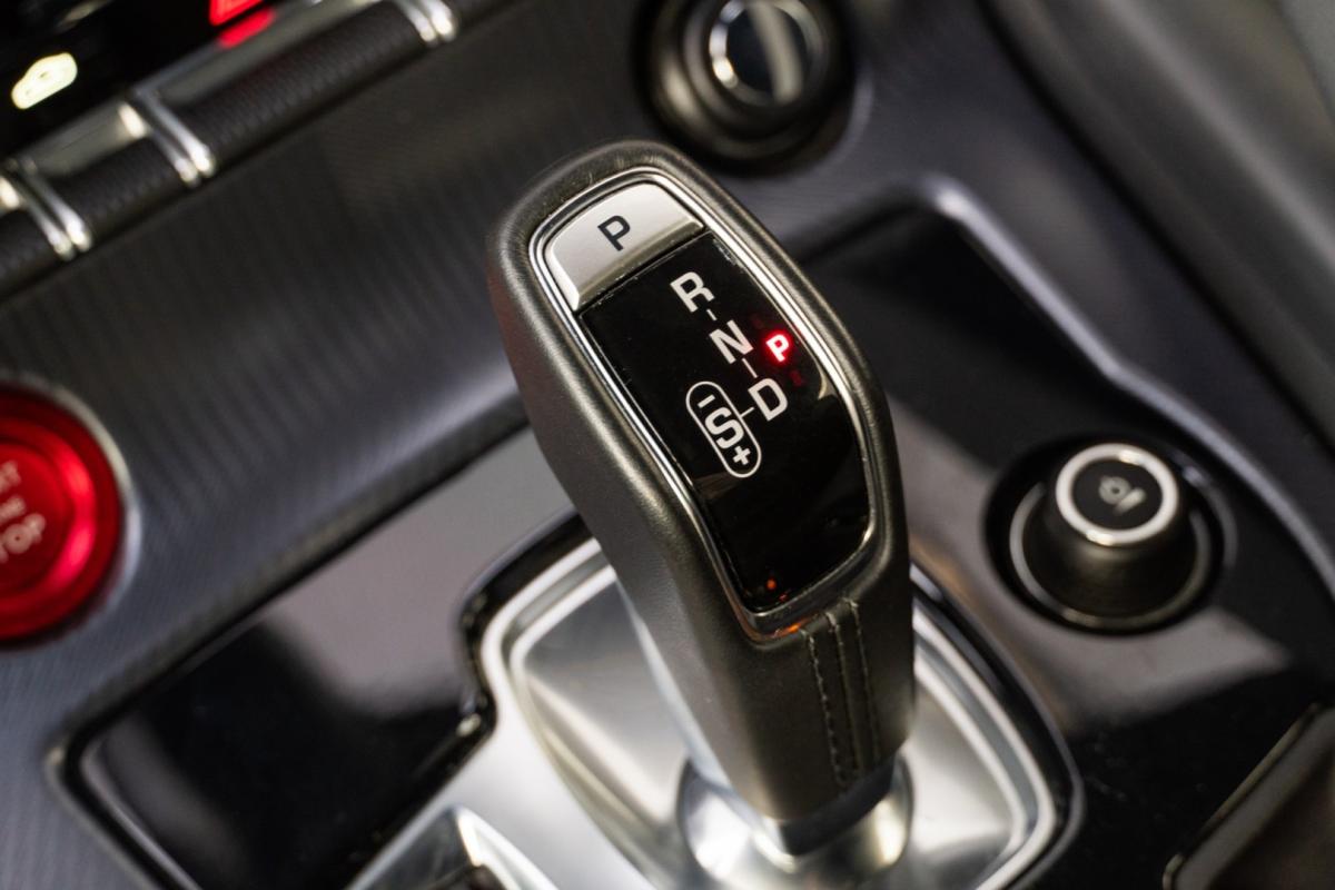jaguar-f-type-2019-gasolina-1997cc