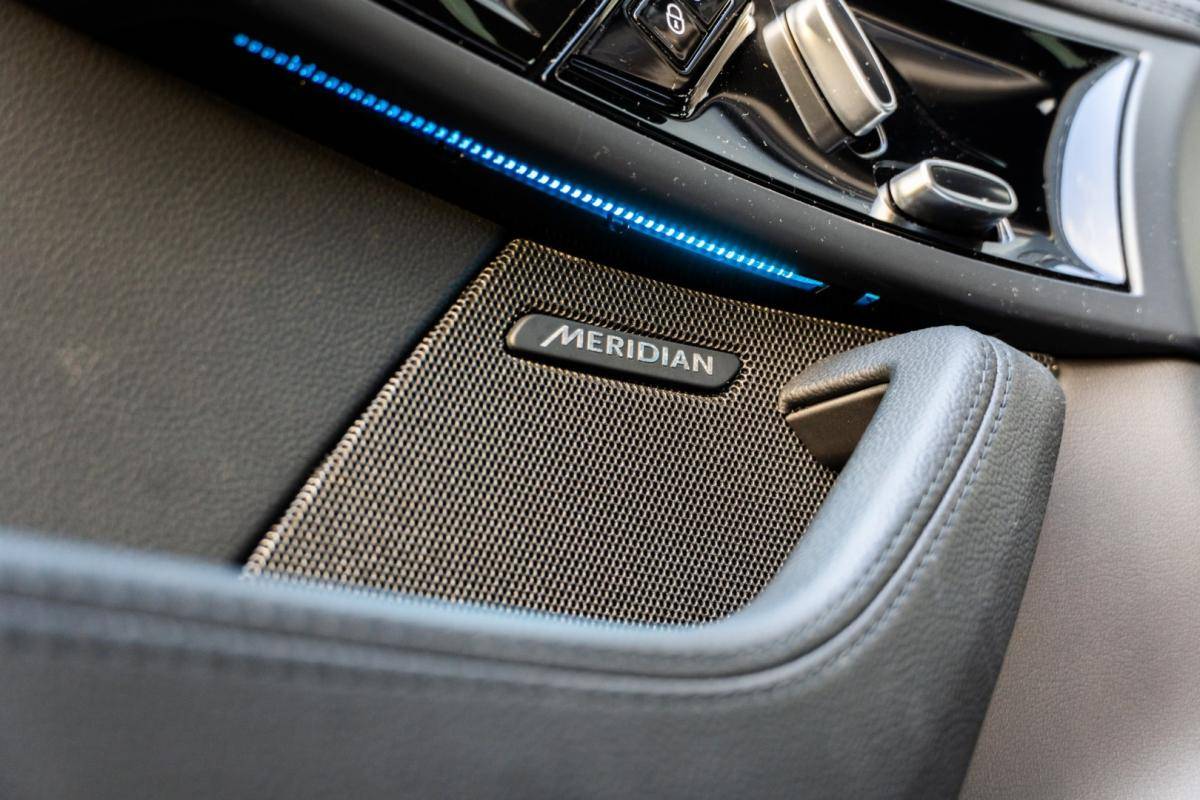 jaguar-f-type-2019-gasolina-1997cc
