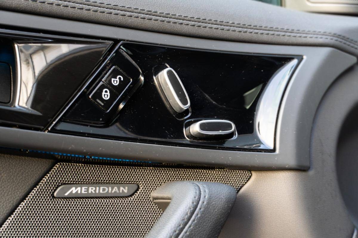 jaguar-f-type-2019-gasolina-1997cc