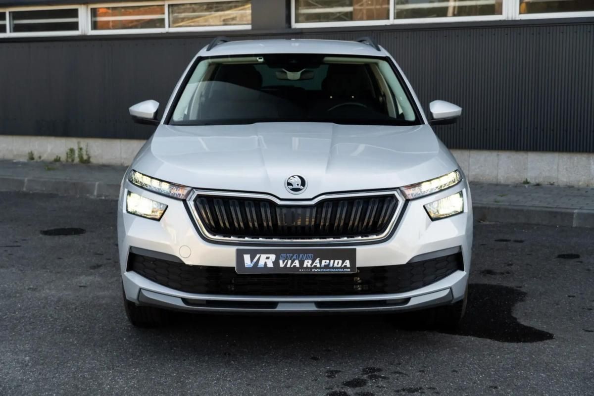 skoda-kamiq-2023-gasolina-999cc