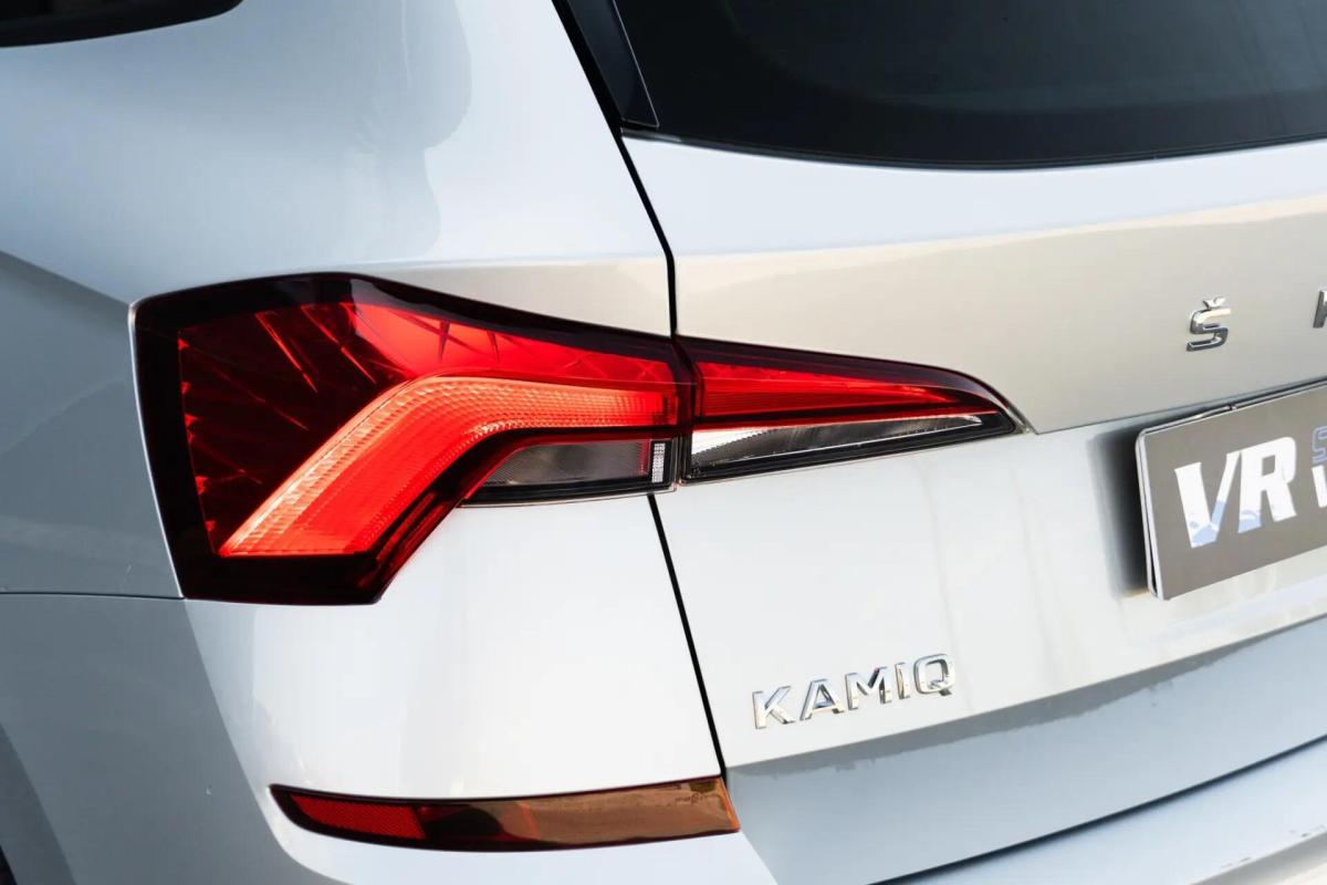 skoda-kamiq-2023-gasolina-999cc