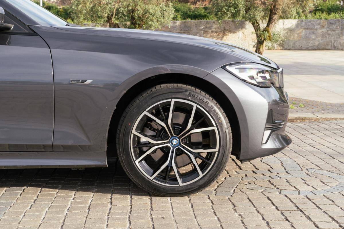 bmw-serie-3-2022-hibrido-1998cc