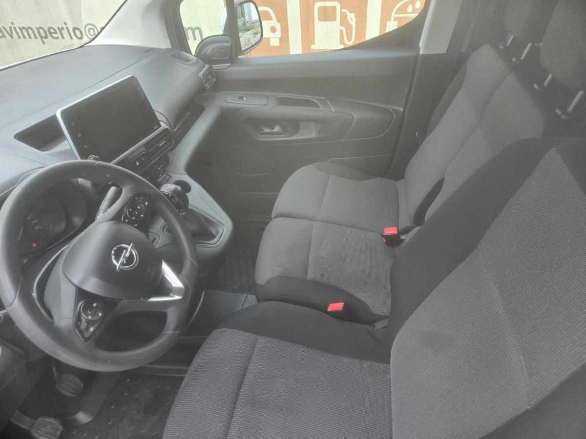 opel-combo-1-5-2021-diesel-1499cc