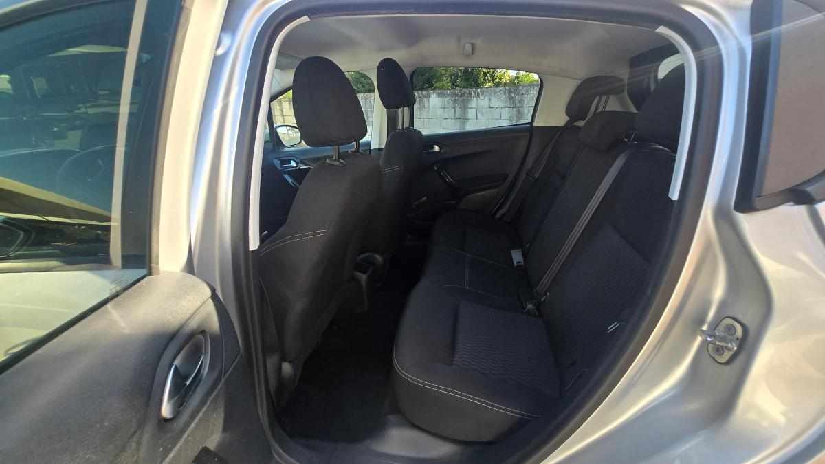peugeot-208-1-6-bluehdi-2016-diesel-1560cc