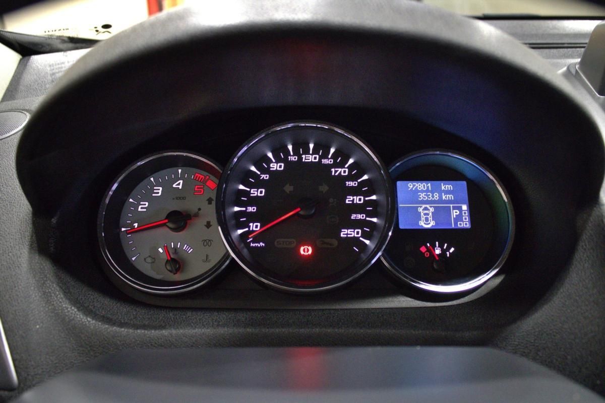 renault-megane-coupe-2011-diesel-1461cc