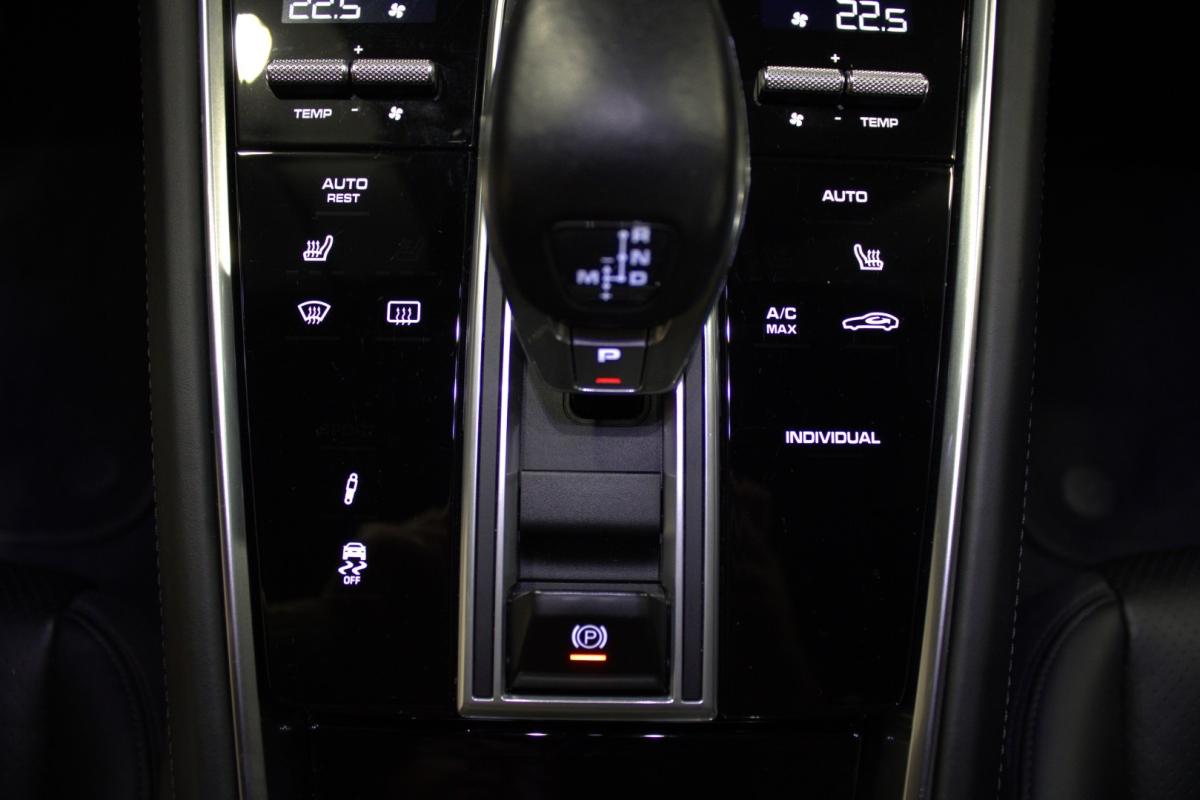 porsche-panamera-2017-hibrido-2894cc