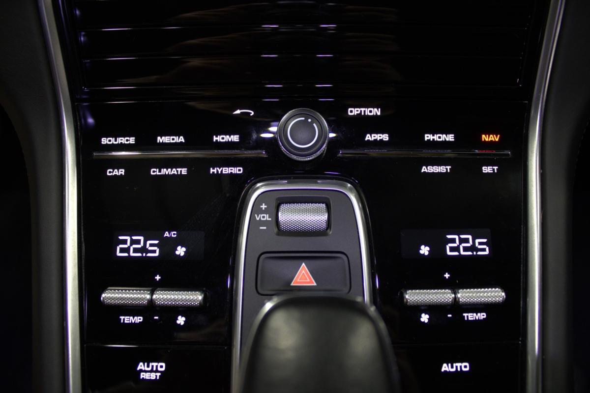 porsche-panamera-2017-hibrido-2894cc