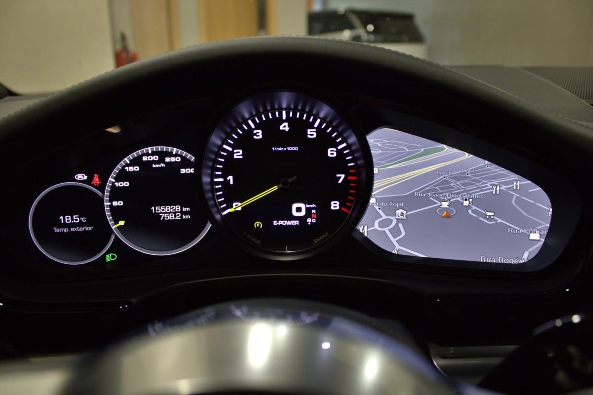 porsche-panamera-2017-hibrido-2894cc