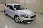 volvo-v40-cross-country-2016-diesel-1969cc