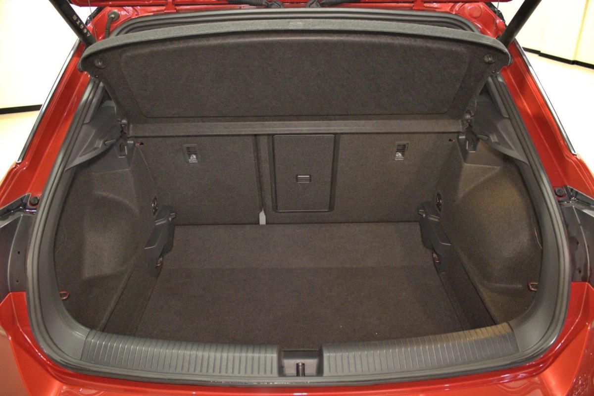 volkswagen-t-roc-2024-diesel-1968cc